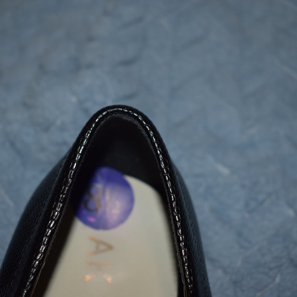 shoes - Picture 4 of 4